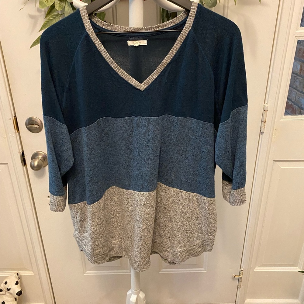 Maurices Color Block Top Ls 1 1x - image 1